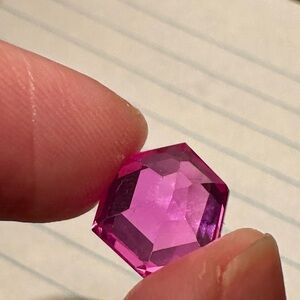 Elegant Pink Certified Natural 8.50 ct. Sapphire, Hexagonal Cut